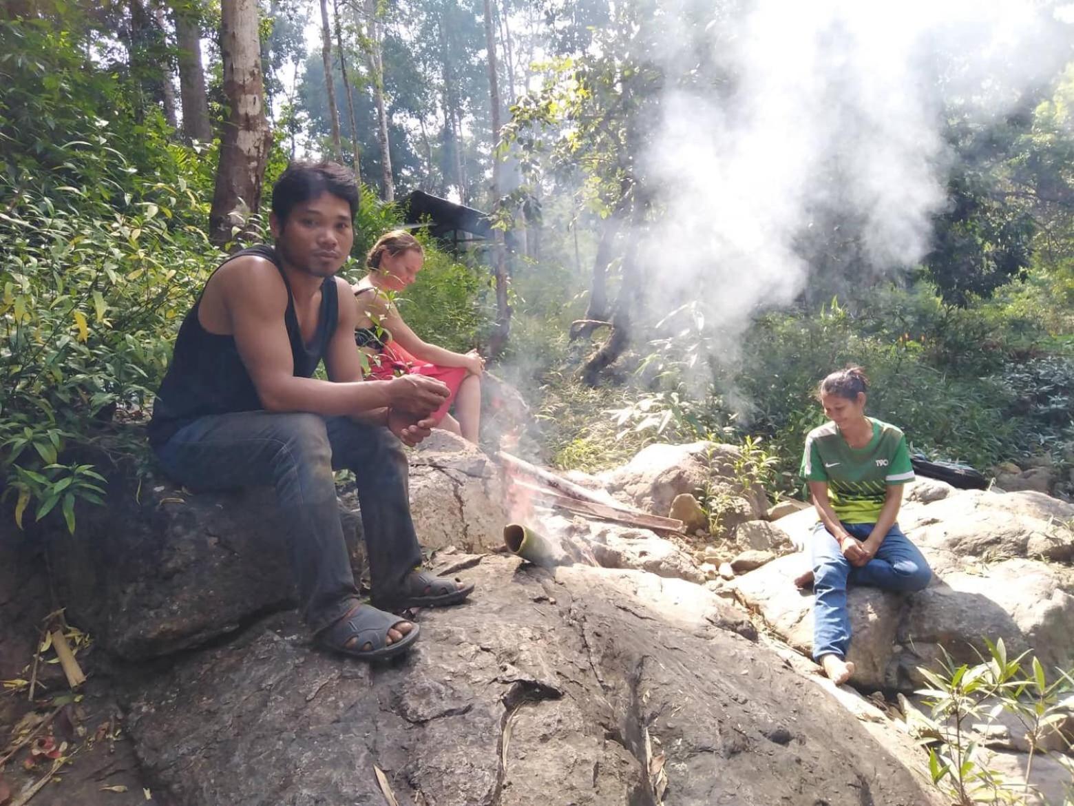 Bee Bee'S Chalets Home Stay And Trekking Banlung Exterior photo